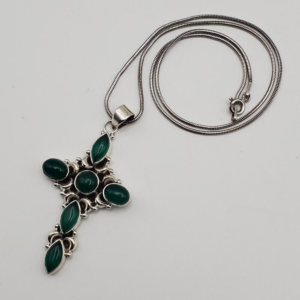 Southwestern Green Onyx Cross 925 Sterling Silver Pendant Necklace